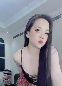 Linh Cim Rim Anal - puta in Mumbai Photo 9 of 9
