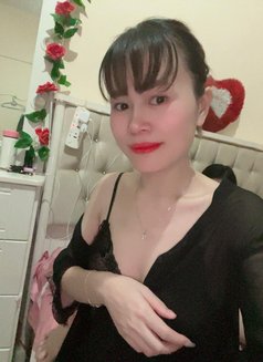 Linh Linh Ajman Alone - escort in Ajmān Photo 6 of 8