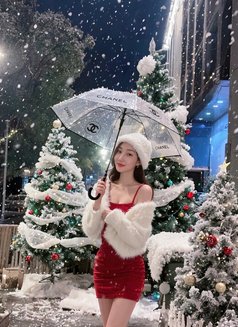 Ami sukhumvit - escort in Bangkok Photo 2 of 5