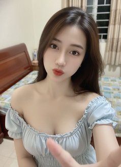 Linh Pham - escort in Da Nang Photo 2 of 7