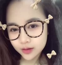 Linh Xinh - puta in Dubai