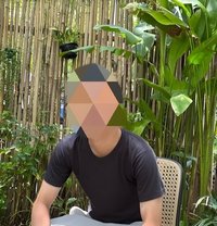 Link - Acompañantes masculino in Yangon