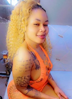 Link Wet - puta in Riyadh Photo 2 of 4