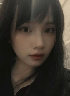 Linlin - puta in Hanoi Photo 3 of 4