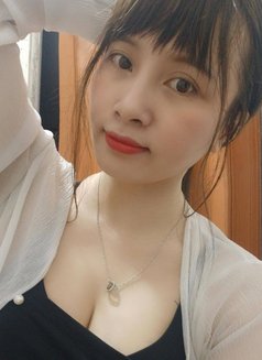 Linlin - escort in Hanoi Photo 1 of 5