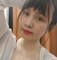 Linlin - escort in Hanoi