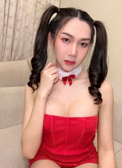 Linna Best Spice Services - Acompañantes transexual in Dubai Photo 4 of 13