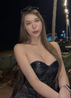 May Best Sweet Services - Transsexual escort in Dubai Photo 6 of 10