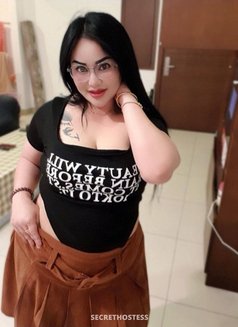 Linna - escort in Riyadh Photo 5 of 5