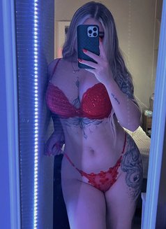 Linsa - escort in Belgrade Photo 1 of 4