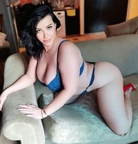 Linsa - escort in Tirana