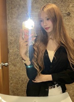 LINSY - Transsexual escort in Manila Photo 27 of 30