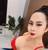 LINZY BEAUTYFULL YOUNG GIRL 8 INCHI - Transsexual escort in Bali Photo 22 of 23