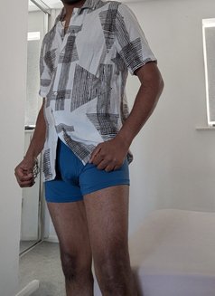 Cam/Video sessions/Tehan - Male escort in Colombo Photo 2 of 5