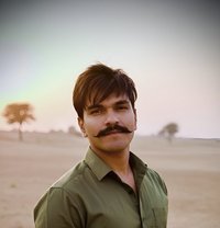 Lionere - Acompañantes masculino in Ahmedabad