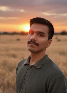 Lionere - Male escort in Jaipur Photo 4 of 6