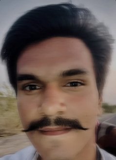 Lionere - Male escort in Jaipur Photo 3 of 3