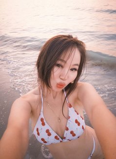 Liora - escort in Dubai Photo 1 of 8