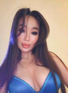 Liora - escort in Dubai Photo 4 of 8