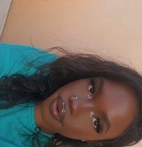 Lip Assassin - Transsexual escort in Nairobi