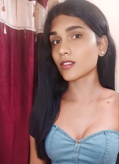 Lipse - Transsexual escort in Bangalore Photo 4 of 4