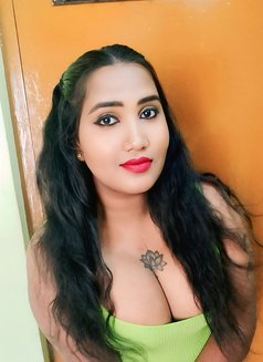 Lipsika Pussy Queen Bangalore - Transsexual escort in Bangalore Photo 1 of 25