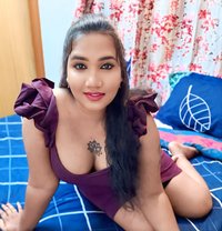 Big Busyy Queen Lipsika - Transsexual escort in Bangalore
