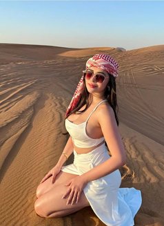 Lipu - escort in Abu Dhabi Photo 4 of 4