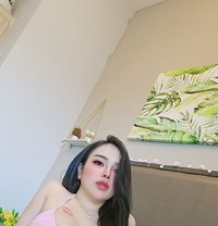Lipu - escort in Abu Dhabi