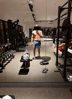 Lirian - Male escort in Dubai Photo 3 of 3