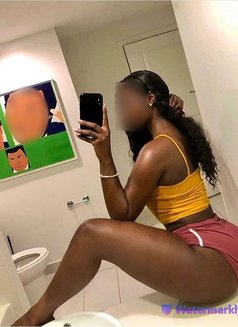 Lisa Balla - escort in Batumi Photo 2 of 2