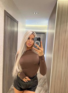 Lisa - puta in Bangkok Photo 4 of 11