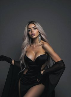 Lisa - puta in Bangkok Photo 9 of 11