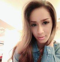 Lisa Benz sexy skinny - Transsexual escort in Bangkok