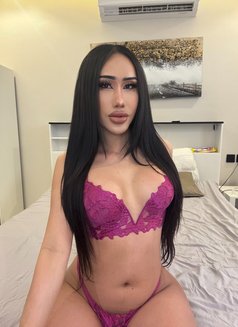 Lisa big top both VIP - masseuse in Dubai Photo 4 of 14