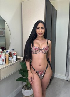 Lisa big top both VIP - masseuse in Riyadh Photo 3 of 11