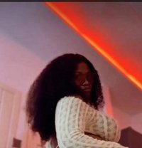 Lisa Brown - escort in Accra