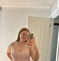 Lisa Cam Wellness - escort in Phuket