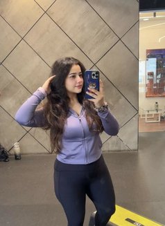 Lisa Cam Wellness - puta in Phuket Photo 2 of 4