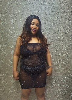 Lisa - escort in Khobar Photo 6 of 10