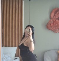 Lisa chubby thai girl - Masajista in Phuket Photo 6 of 9