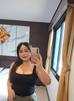 Lisa chubby thai girl - masseuse in Phuket Photo 11 of 11