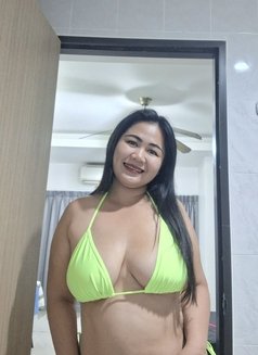 Lisa chubby thai girl - masseuse in Phuket Photo 5 of 11