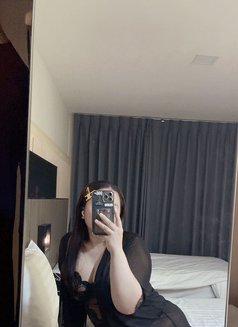 Sara - masseuse in Khobar Photo 5 of 5