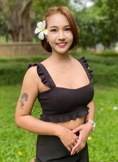 Lisa - masseuse in Bangkok Photo 9 of 10