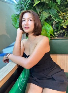 Lisa - masseuse in Bangkok Photo 3 of 10