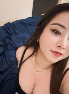 Lisa - puta in Bangalore Photo 1 of 4