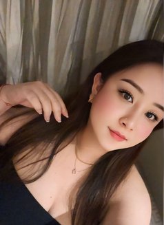 Lisa - puta in Bangalore Photo 3 of 4