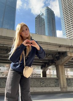 Lisa - escort in Tokyo Photo 8 of 10