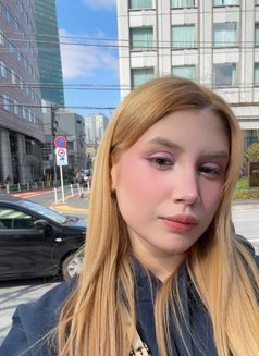 Lisa - escort in Tokyo Photo 10 of 10